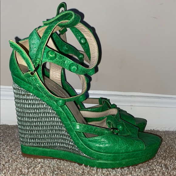 BALENCIAGA | Green Strappy Women's Sandals - Picture 5 of 11